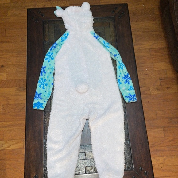 Girl’s Polar Bear Onesie - Picture 6 of 7